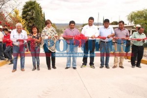 Inauguran obras en Tepexi