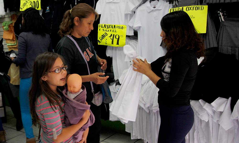 Regreso a clases reactiva la economía de Izúcar de Matamoros