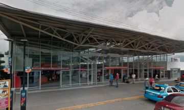 Invaden asaltantes a línea de autobuses Tlacotepec-Tehuacán