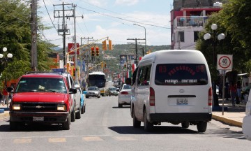 Padecen poblanos la carretera federal México-Oaxaca