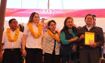 Abuchean a alcaldesa de Tehuacán en ritual de La Matanza