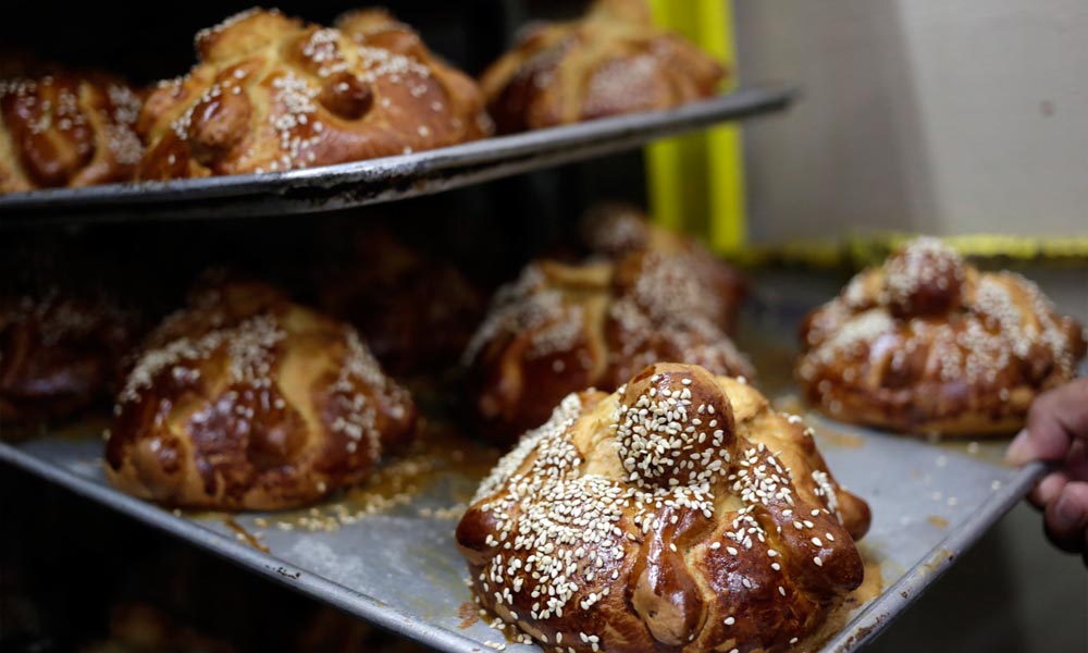 Mantendrán en Izúcar costos de pan de muerto