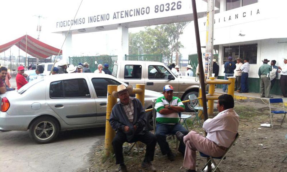 Bloquean inicio de la zafra en ingenio de Atencingo