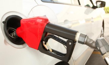 Cobrarán a gasolineros hasta 700 mil pesos por permisos