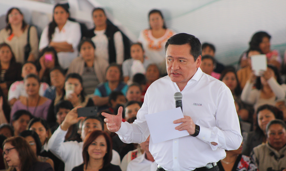 Regaña Osorio Chong a la alcalde de Tehuacán