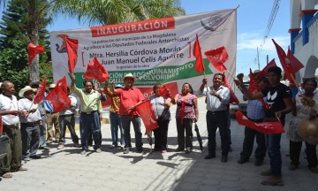 Inaugura Antorcha obra en Tlatlauqui