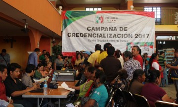 Afilian a personal de Tehuacán al PRI