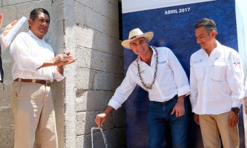 Inaugura Gali ampliación del Sistema de Agua en la Mixteca