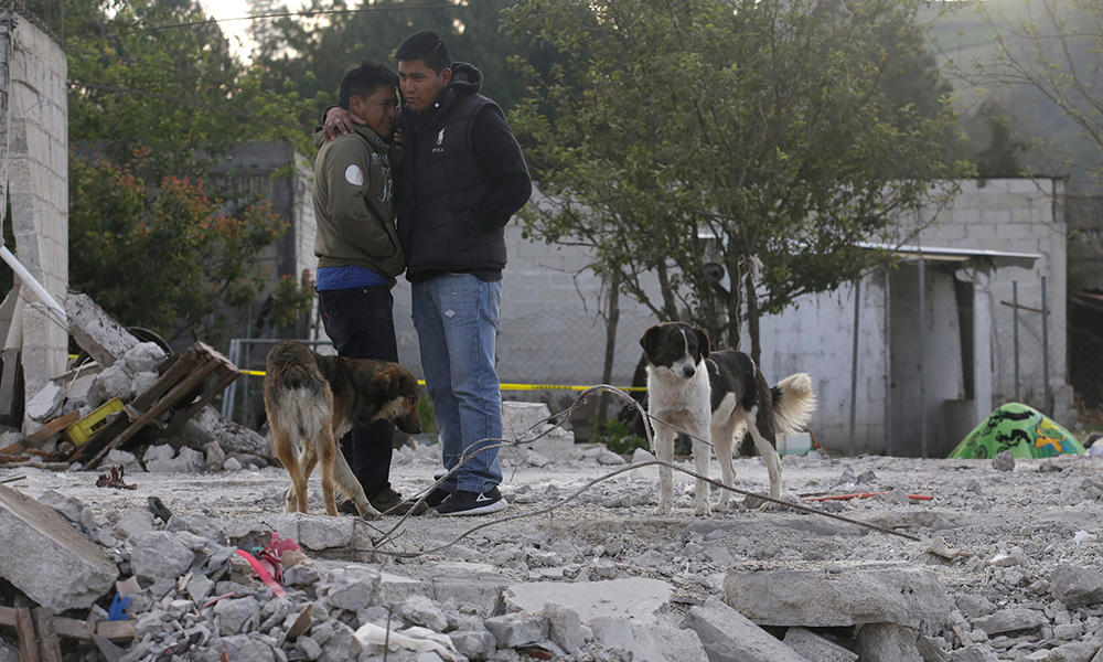 Chilchotla, duelo con olor a pólvora