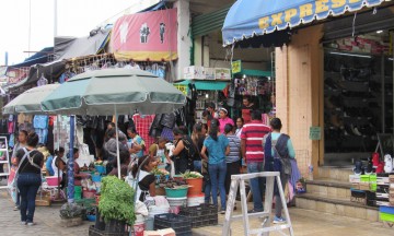 Reubicarán a ambulantes a nuevo mercado de Tehuacán