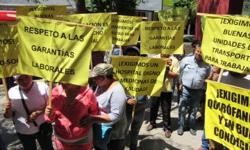 Busca Comuna imponer a burócratas