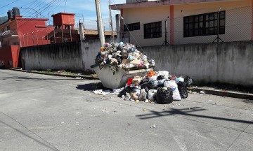 Genera caos acumulación de basura