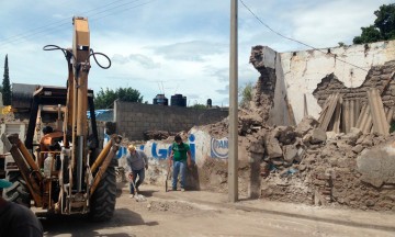 Inicia demolición de viviendas en Tilapa
