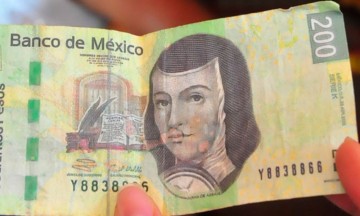 Denuncian en Izúcar presencia de billetes falsos