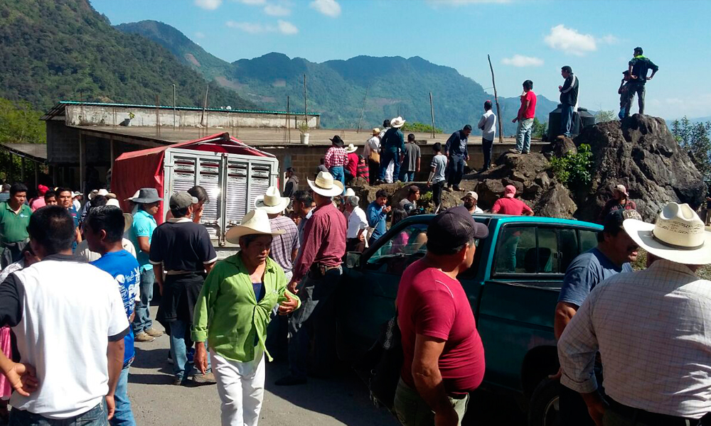 Sepultan a los 19 peregrinos fallecidos