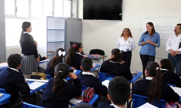 “Reparan” padres escuelas dañadas