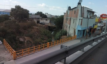 Mal olor y enfermedades por barranca en Tecamachalco