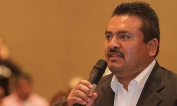 Eleazar Pérez Sánchez quiere candidatura con Morena 
