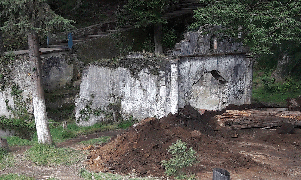 Exhiben destrucción de zona arqueológica en Xiutetelco