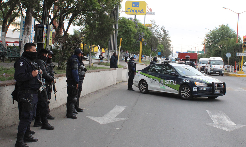 Detienen a dos funcionarios de Texmelucan por obstrucción de justicia