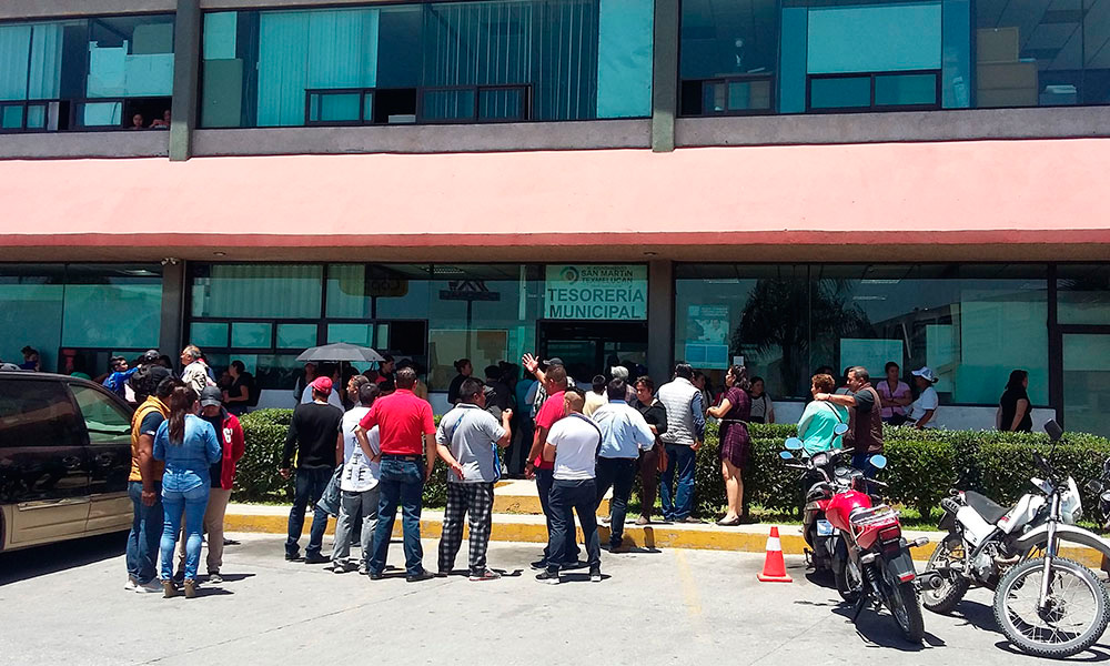 Suman 40 renuncias tras intervención estatal en Texmelucan