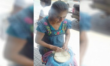 Pleito entre tortilleras frena exportación a EU