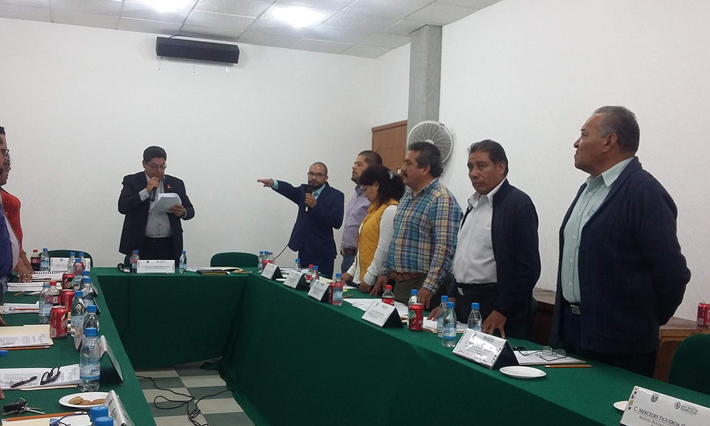 Remueven a contralor y secretario general de Texmelucan