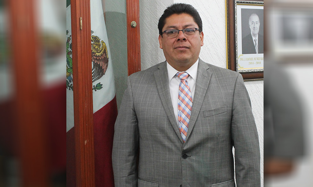 Le renuncian a munícipe sustituto de Texmelucan  35 funcionarios