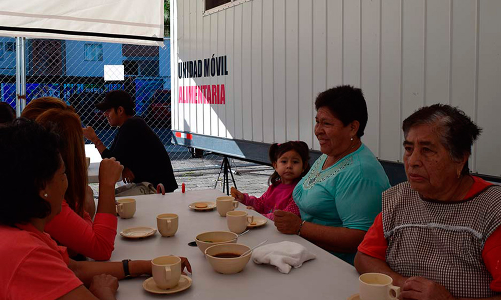Dejan en Tehuacán sin comedores comunitarios a más de mil pobladores 