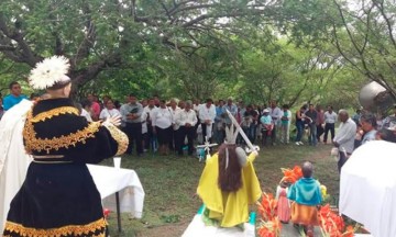 Oran pobladores por lluvias en Huehuetlán