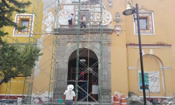 Reparan feligreses templo dañado el 19-S