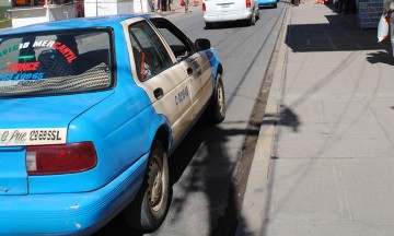 Piden taxistas acatecos aumentar cinco pesos tarifas 