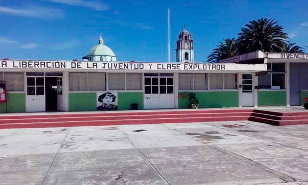 Liberan estudiantes la normal Carmen Serdán