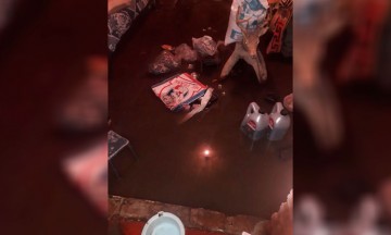 Desbordan lluvias aguas negras en casas de Atlixco