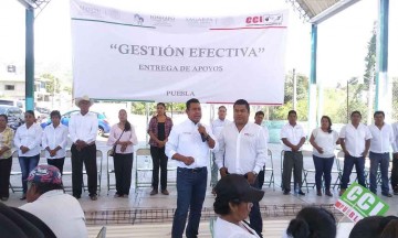 Adelanta apoyos presidente electo DE Xayacatlán de Bravo