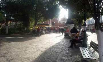 Sacan del Zócalo al ambulantaje en Texmelucan 