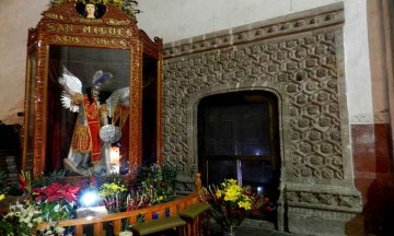 En duda, festejos en honor a San Miguel por balacera