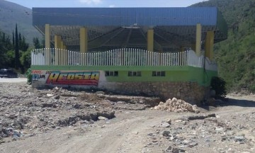 En riesgo de colapso, barda de San Antonio