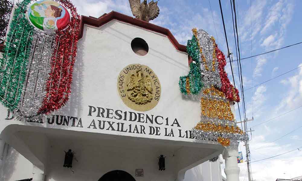 Presidentes de juntas auxiliares exigen autonomía en Puebla 