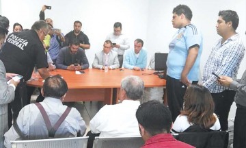 Prometen a alumnos fortalecer seguridad en Tehuacán 