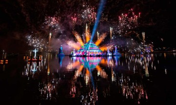 Comienzan celebraciones por el Día de Muertos con festivales y ofrendas