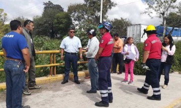 Detectan a cinco familias viviendo en dren de Valsequillo