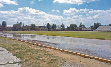 Reciben 5 unidades deportivas en malas condiciones; alistan sus rescates