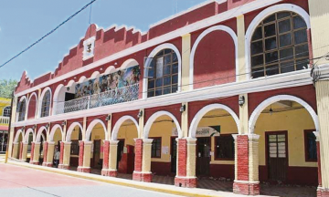 Paran labores policías de Coxcatlán