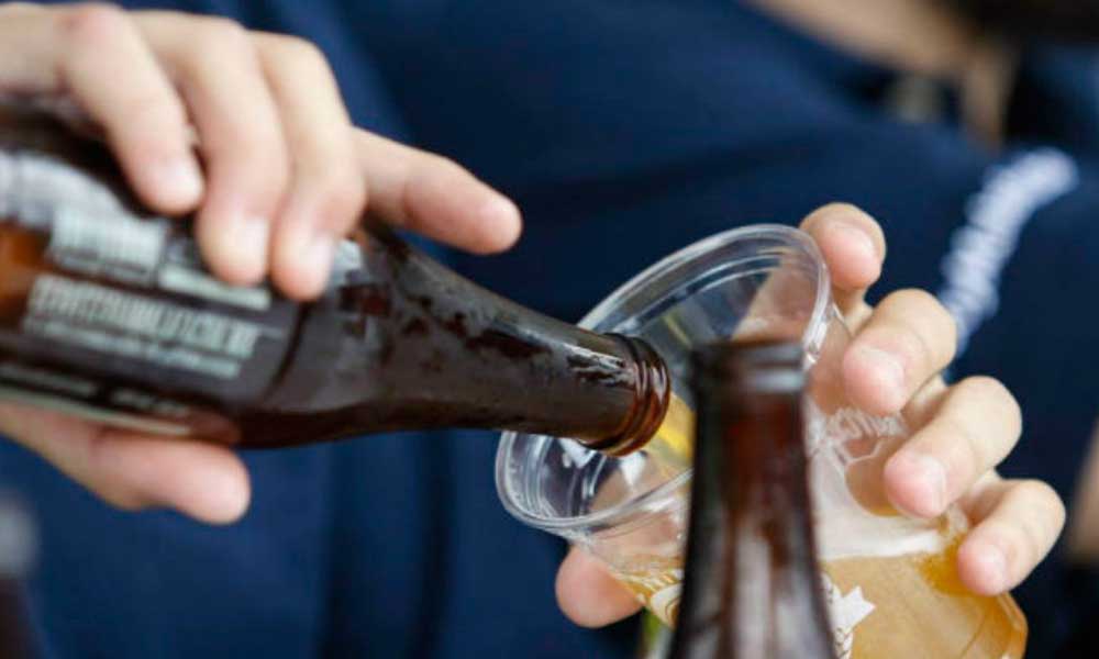 Denuncian falsas fiestas donde dan alcohol a menores