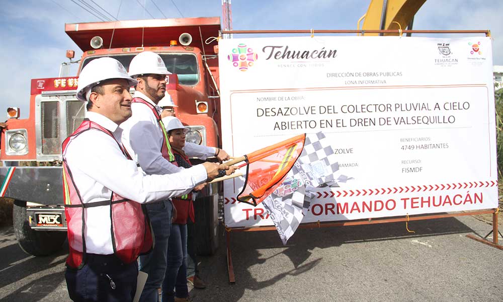Inicia gobierno desazolve en dren de Tehuacán