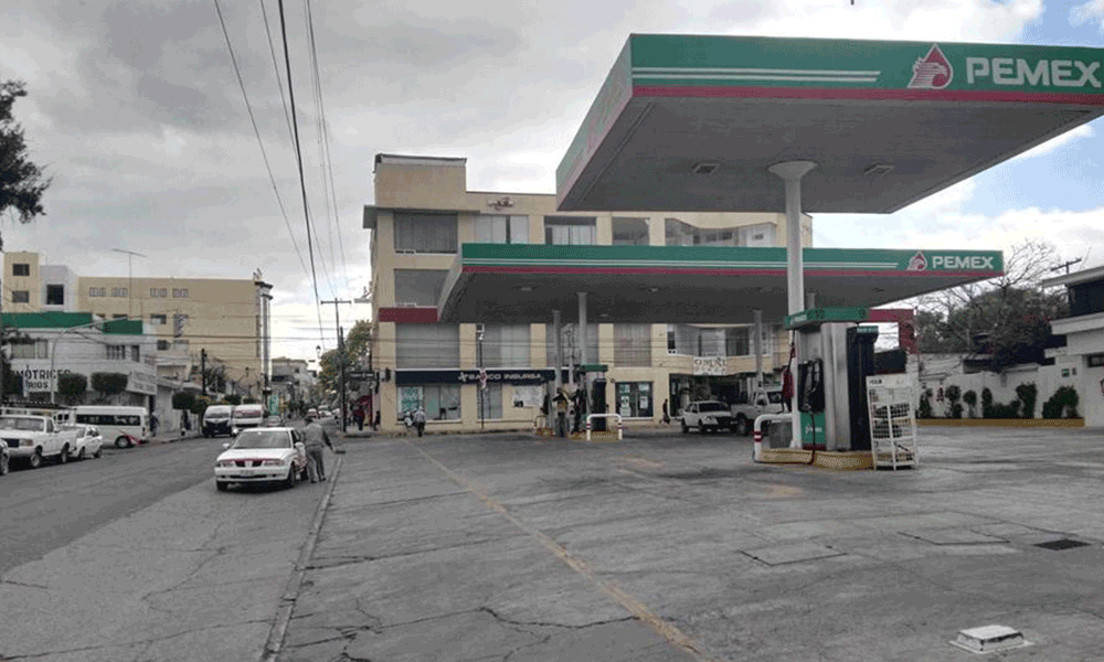 Alerta a municipios poblanos supuesto desabasto de gasolina