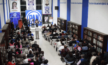 Convive Genoveva Huerta con militancia panista de Tehuacán