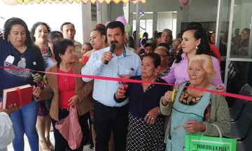 Reabren estancia para abuelitos en Petlalcingo