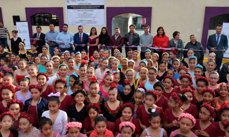 Inauguran en San Pedro escuela municipal de ballet y parque de la familia